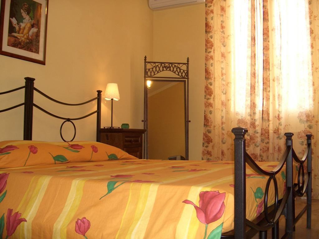 A Testaccio Da Max โรม ภายนอก รูปภาพ