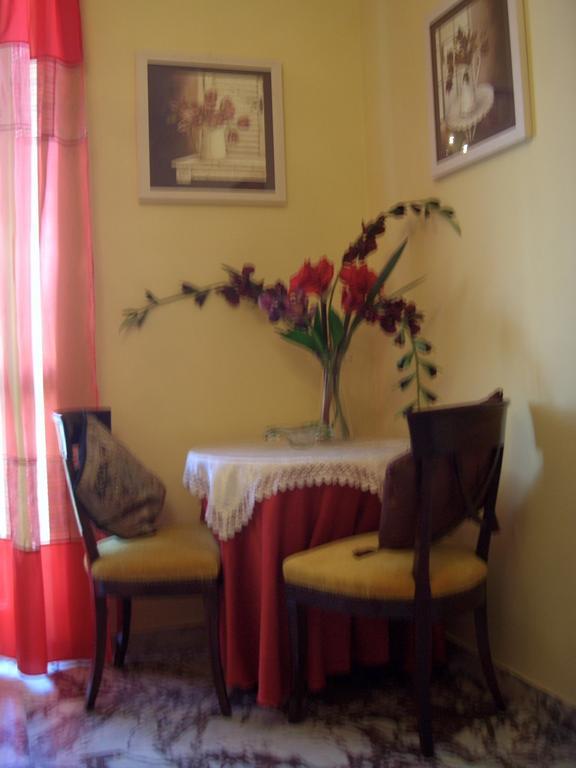 A Testaccio Da Max โรม ภายนอก รูปภาพ