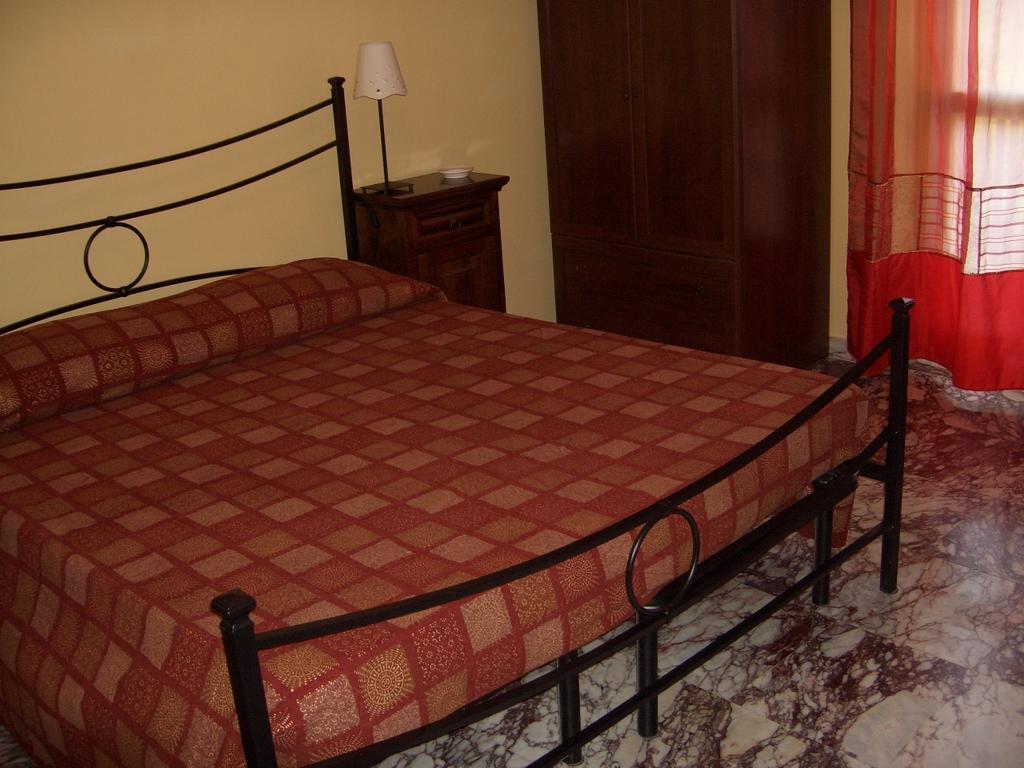 A Testaccio Da Max โรม ภายนอก รูปภาพ
