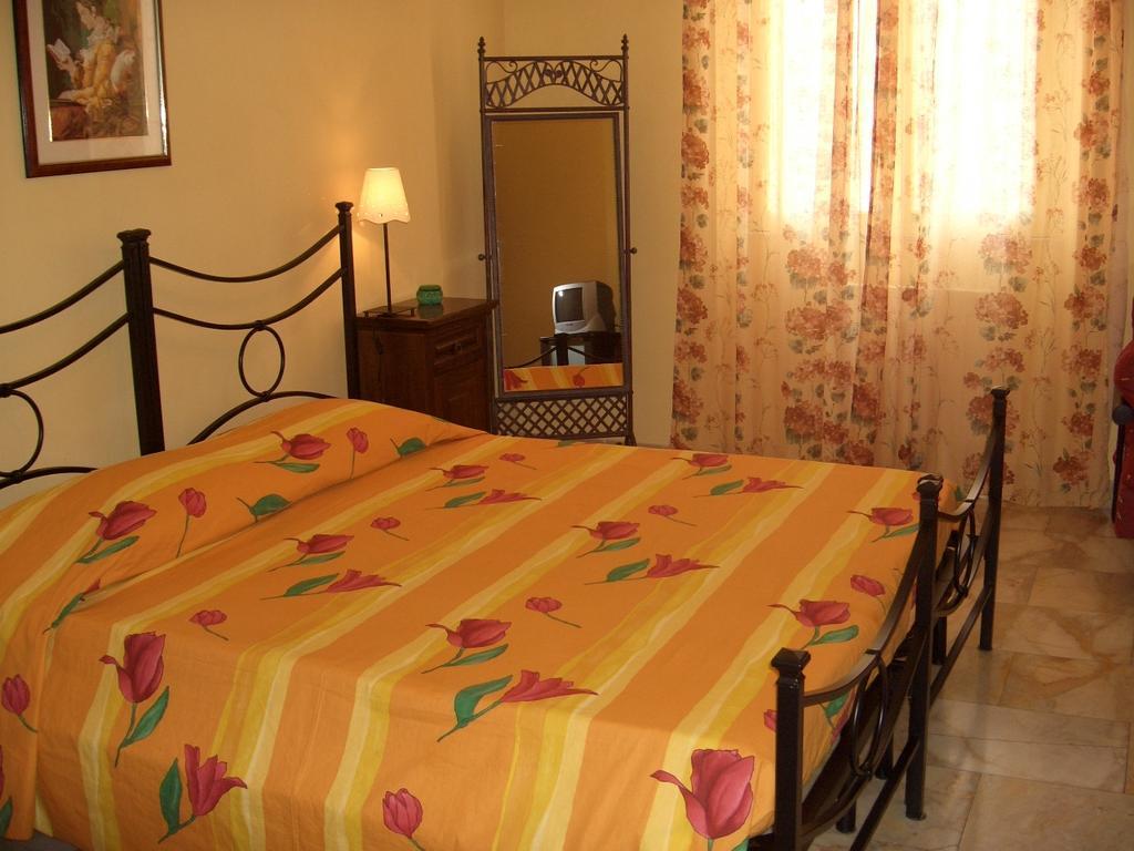 A Testaccio Da Max โรม ภายนอก รูปภาพ